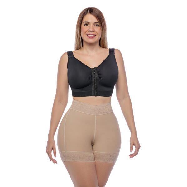 321-CE Short levanta cola en franela con encaje en la cintura